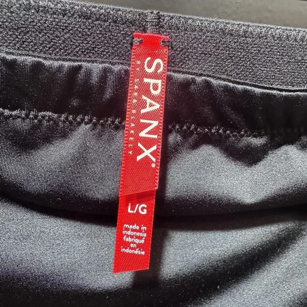 Women's SPANX Sleeveless Stretchy Tube Top With Boning Size Large - Picture 3 of 5